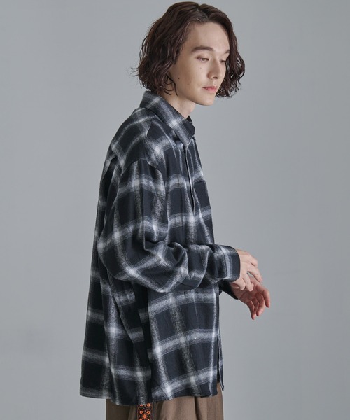 Revo.(レボ)の「【Revo.】オンブレチェックロングスリーブシャツ(シャツ/ブラウス・メンズ・ブルー/ブラウン/ホワイト・L/M)」の8枚目の写真