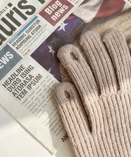 MYMOOD.（マイムード）の「【スマホ対応】リブニットホールタッチグローブ 手袋（手袋・レディース・アイボリー/ベージュ/グレー/ブラック・FREE）」の6枚目の写真