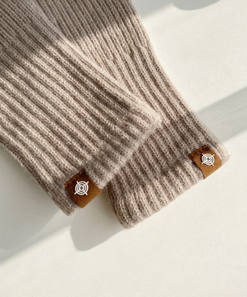 MYMOOD.（マイムード）の「【スマホ対応】リブニットホールタッチグローブ 手袋（手袋・レディース・アイボリー/ベージュ/グレー/ブラック・FREE）」の5枚目の写真