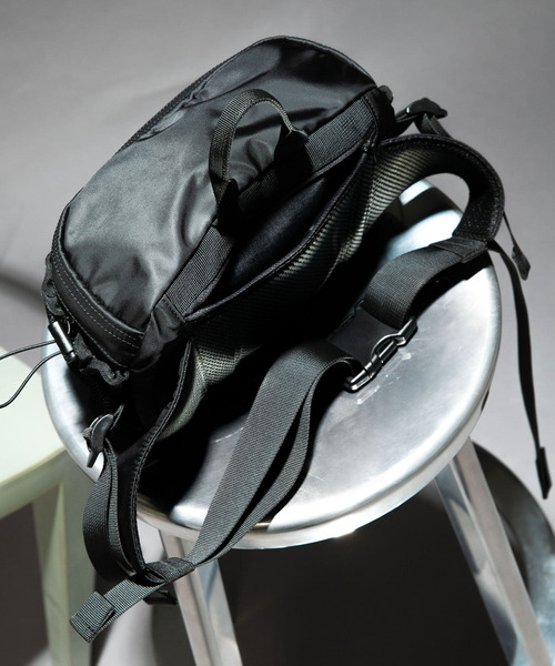 URBAN RESEARCH（アーバンリサーチ）の「『撥水』C.L.F BELT BAG（ボディバッグ/ウエストポーチ・メンズ・ブラック・FREE）」の4枚目の写真