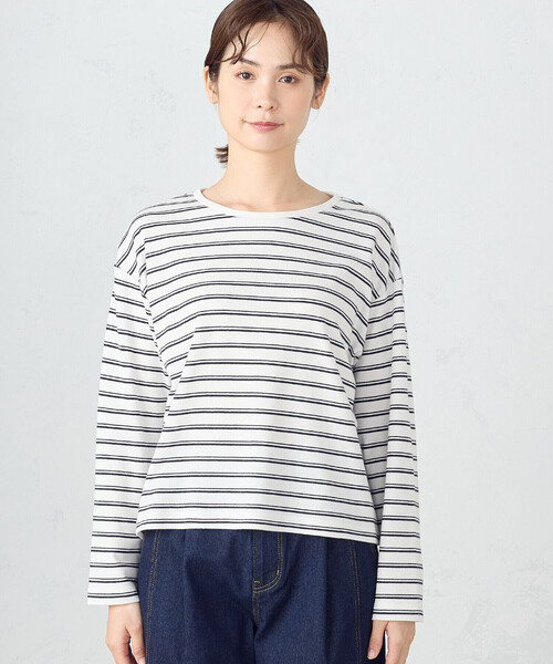 COMME CA ISM(コムサイズム)の「マルチボーダー ロングTシャツ(Tシャツ/カットソー・レディース・ホワイト×ネイビー/ネイビー×ホワイト・MEDIUM/LARGE)」の11枚目の写真