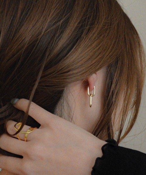 styiro(スタイロ)の「2way 2連フープメタルピアス / ニッケルフリー(ピアス(両耳用)・レディース・シルバー/ゴールド/シルバー×ゴールド・FREE)」の4枚目の写真