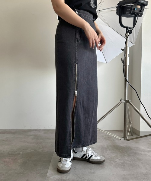 apres jour mignon（アプレジュールミニョン）の「【apres jour mignon SOIE】ジップオープンロングデニムスカート【ZOZOTOWN限定アイテム】（デニムスカート・レディース・インディゴブルー/ブラック系その他/ライトブルー・SMALL/MEDIUM/X-LARGE）」の8枚目の写真