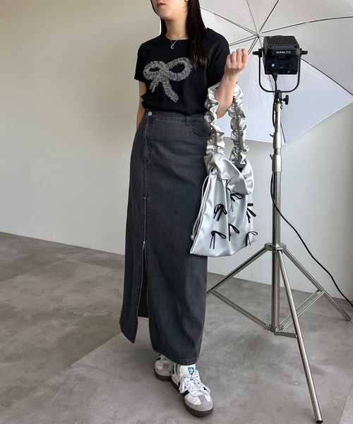 apres jour mignon（アプレジュールミニョン）の「【apres jour mignon SOIE】ジップオープンロングデニムスカート【ZOZOTOWN限定アイテム】（デニムスカート・レディース・インディゴブルー/ブラック系その他/ライトブルー・SMALL/MEDIUM/X-LARGE）」の10枚目の写真