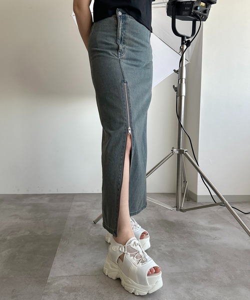 apres jour mignon（アプレジュールミニョン）の「【apres jour mignon SOIE】ジップオープンロングデニムスカート【ZOZOTOWN限定アイテム】（デニムスカート・レディース・インディゴブルー/ブラック系その他/ライトブルー・SMALL/MEDIUM/X-LARGE）」の15枚目の写真