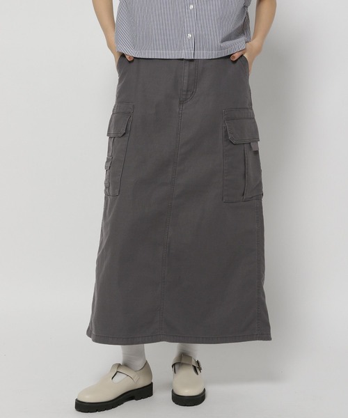 niko and...（ニコアンド）の「バックサテンミリタリースカート（スカート・レディース・カーキ/アイボリー/チャコール・MEDIUM/LARGE）」の2枚目の写真