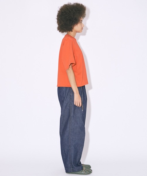 beautiful people（ビューティフルピープル）の「suvin compact jersey half sleeve T-shirt（Tシャツ/カットソー・レディース・レッド/ロイヤルブルー/オフホワイト/チャコールグレー・40/36/38）」の6枚目の写真