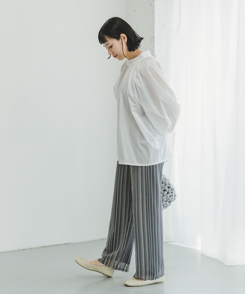 ITEMS URBANRESEARCH(アイテムズ アーバンリサーチ)の「カラーレースイージーパンツ(その他パンツ・レディース・ブルー/ブラック/ベージュ/グレー・FREE)」の18枚目の写真