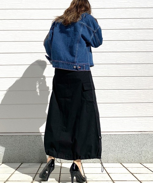 Q（キュー）の「ドローストリングカーゴバルーンスカート（スカート・レディース・ブラック/オリーブ/ブルー・MEDIUM）」の11枚目の写真