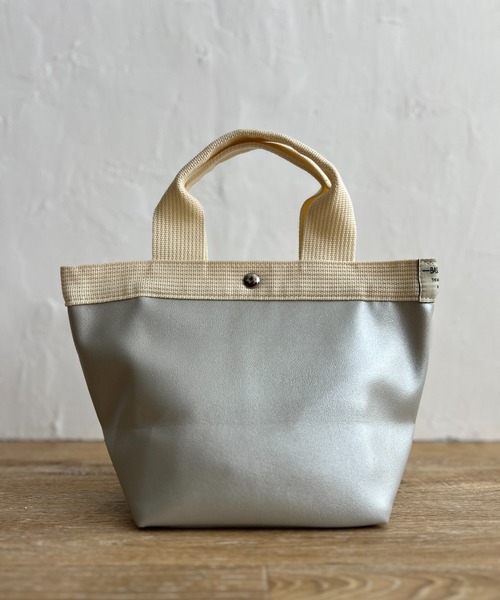 LBC（エルビーシー）の「ミニョントートバッグ（トートバッグ・レディース・オフホワイト/グレー/ブラック・FREE）」の6枚目の写真