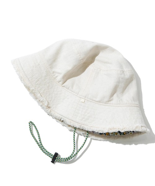 Sense of Grace(センスオブグレース)の「Sense of Grace/センスオブグレイス REVERSIBLE FRINGE HAT(ハット・レディース・ネイビー/アイボリー/ブルー・FREE)」の2枚目の写真