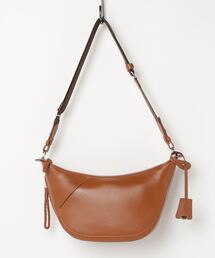 P.I.D（ピーアイディー）の「舟形ショルダーバッグ 撥水加工（ショルダーバッグ）」