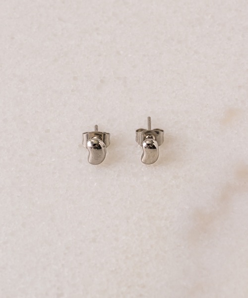 muku（ムク）の「金属アレルギー対応　ミニグレインピアス/サージカルステンレス/316L（ピアス（両耳用）・レディース・ゴールド/シルバー・FREE）」の17枚目の写真