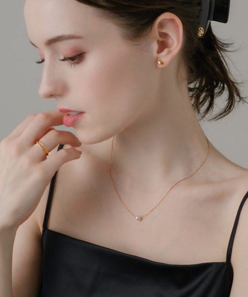 muku（ムク）の「金属アレルギー対応　ミニグレインピアス/サージカルステンレス/316L（ピアス（両耳用）・レディース・ゴールド/シルバー・FREE）」の6枚目の写真