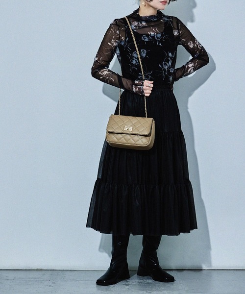 Fashion Letter(ファッションレター)の「チェーンショルダー キルティング ミニバッグ(ショルダーバッグ・レディース・ホワイト/ベージュ/ブラック・FREE)」の9枚目の写真