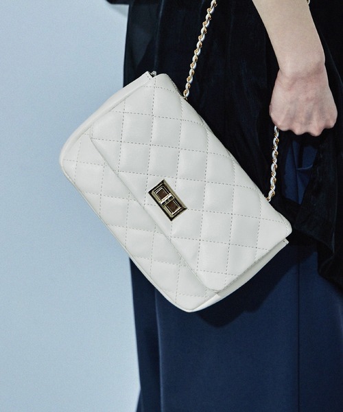 Fashion Letter(ファッションレター)の「チェーンショルダー キルティング ミニバッグ(ショルダーバッグ・レディース・ホワイト/ベージュ/ブラック・FREE)」の20枚目の写真
