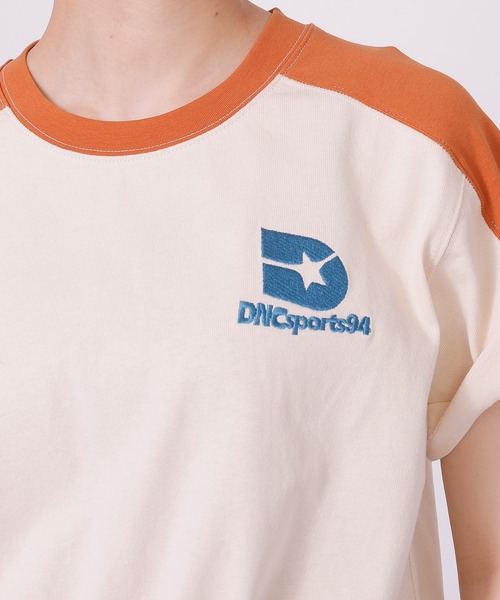 DOUBLE NAME（ダブルネーム）の「ＤＮＣ　ＲＥＴＯＲＯ　ＳＰＯＲＴＳ配色ラインＴＥＥ（Tシャツ/カットソー・レディース・グリーン/オフホワイト/ブラック・FREE）」の9枚目の写真