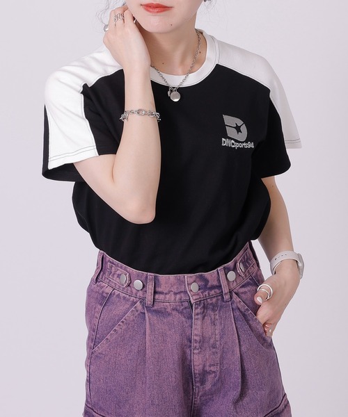 DOUBLE NAME（ダブルネーム）の「ＤＮＣ　ＲＥＴＯＲＯ　ＳＰＯＲＴＳ配色ラインＴＥＥ（Tシャツ/カットソー・レディース・グリーン/オフホワイト/ブラック・FREE）」の10枚目の写真