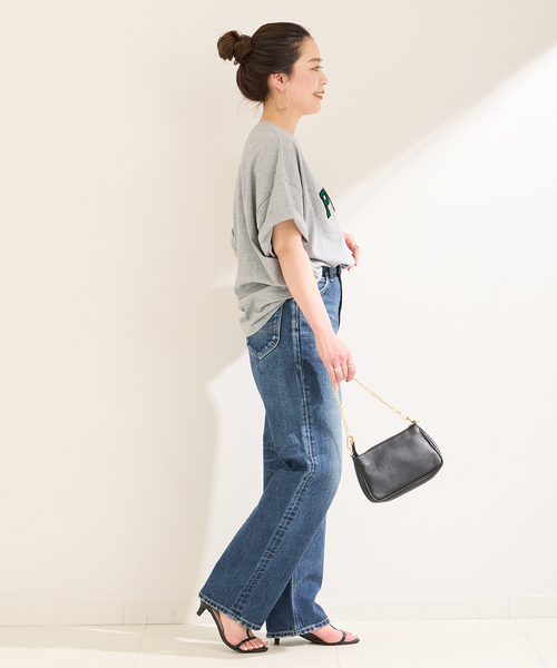 B.C STOCK(ベーセーストック)の「ラメ刺繍ロゴTEE(Tシャツ/カットソー・レディース・ホワイト/チャコールグレー/ネイビー・FREE)」の6枚目の写真