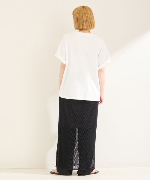 B.C STOCK(ベーセーストック)の「ラメ刺繍ロゴTEE(Tシャツ/カットソー・レディース・ホワイト/チャコールグレー/ネイビー・FREE)」の16枚目の写真