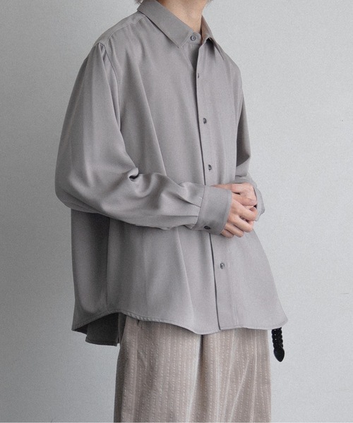 CASPER JOHN（キャスパージョン）の「Various loose shirts -high drape-/バリアスルーズシャツ -ハイドレープ-（シャツ/ブラウス・メンズ・ブラック系その他/グレー/アイボリー/グレイッシュベージュ/ブラウン系その他/ブラック系その他2/ブラック/ホワイト×ブラック/テラコッタ/ブラウン・LARGE/MEDIUM/SMALL/X-SMALL）」の10枚目の写真