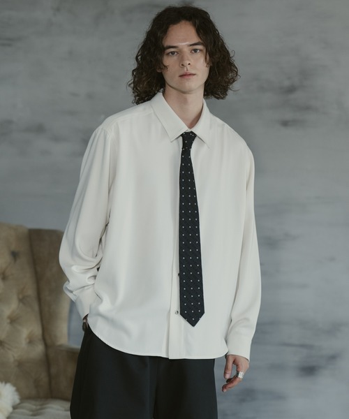 CASPER JOHN（キャスパージョン）の「Various loose shirts -high drape-/バリアスルーズシャツ -ハイドレープ-（シャツ/ブラウス・メンズ・ブラック系その他/グレー/アイボリー/グレイッシュベージュ/ブラウン系その他/ブラック系その他2/ブラック/ホワイト×ブラック/テラコッタ/ブラウン・LARGE/MEDIUM/SMALL/X-SMALL）」の18枚目の写真