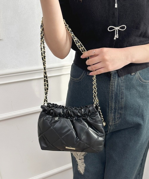 apres jour（アプレジュール）の「【apres jour×ARIAZ】キルティングチェーンショルダーバッグ（ショルダーバッグ・レディース・ブラック/アイボリー・FREE）」の2枚目の写真