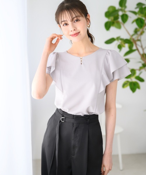 MISCH MASCH(ミッシュマッシュ)の「■2024春夏新作■フレア袖パールカットブラウス/MM428102(シャツ/ブラウス・レディース・グレー/モカ/ホワイト/ブラック・フリ-)」の3枚目の写真