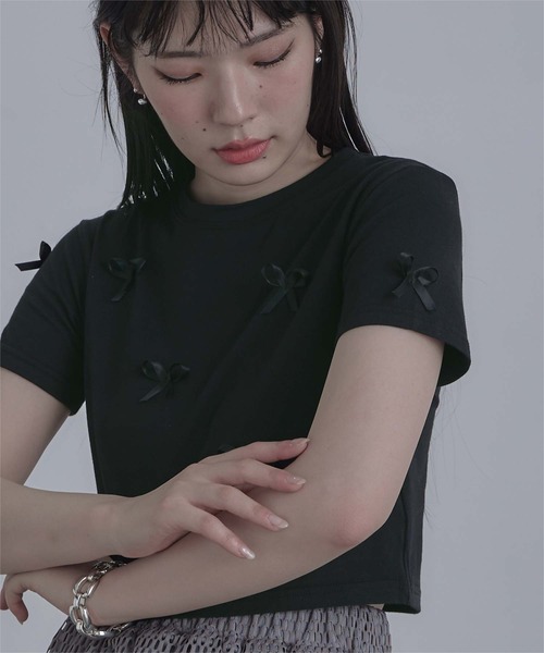 miette(ミエット)の「リボンクロップドTシャツ(Tシャツ/カットソー・レディース・オフホワイト/ブラック・FREE)」の10枚目の写真