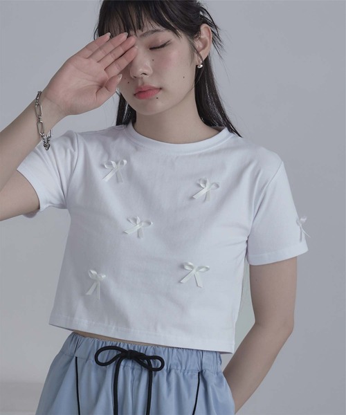 miette(ミエット)の「リボンクロップドTシャツ(Tシャツ/カットソー・レディース・オフホワイト/ブラック・FREE)」の6枚目の写真