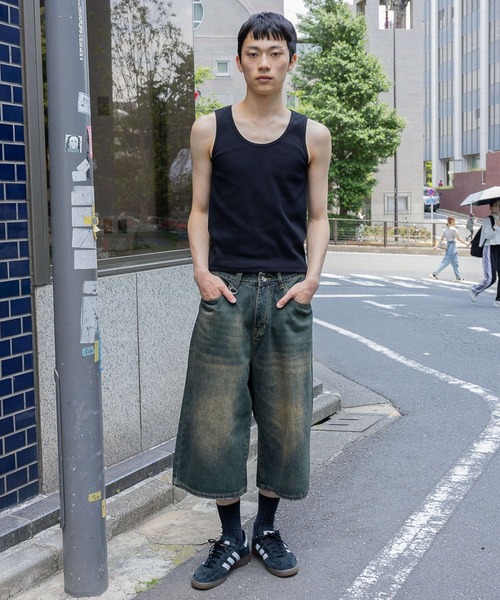 INFLATION(インフレーション)の「INFLATION/クロップワイドショートパンツ(デニムパンツ・メンズ・ブラック/ロイヤルブルー・MEDIUM/SMALL/LARGE)」の3枚目の写真