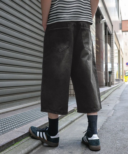 INFLATION(インフレーション)の「INFLATION/クロップワイドショートパンツ(デニムパンツ・メンズ・ブラック/ロイヤルブルー・MEDIUM/SMALL/LARGE)」の16枚目の写真