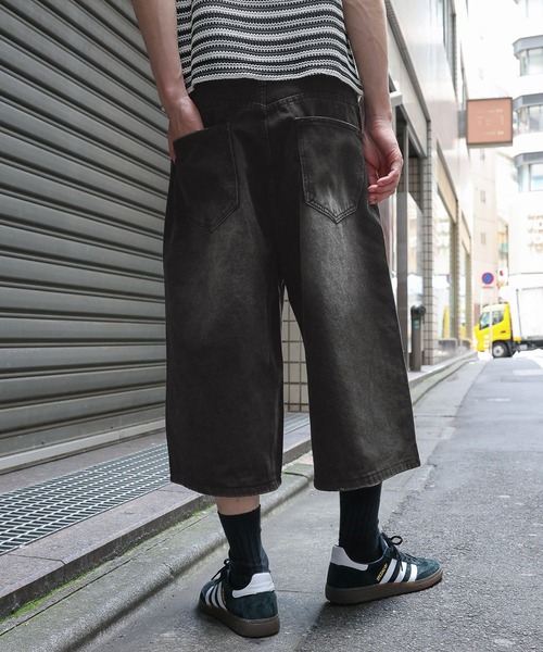INFLATION(インフレーション)の「INFLATION/クロップワイドショートパンツ(デニムパンツ・メンズ・ブラック/ロイヤルブルー・MEDIUM/SMALL/LARGE)」の17枚目の写真