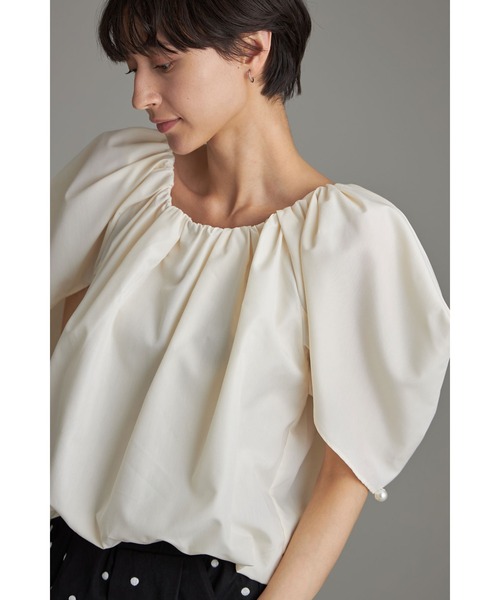 &. NOSTALGIA(アンドドットノスタルジア)の「コクーンスリーブギャザーブラウス(Tシャツ/カットソー・レディース・ネイビー/アイボリー・M)」の14枚目の写真
