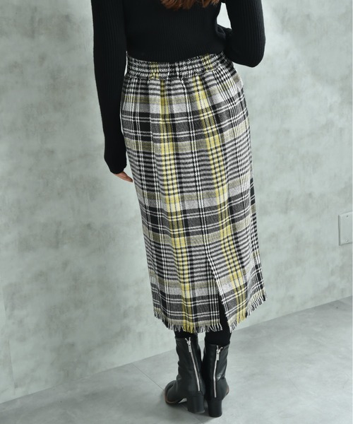 INTERPLANET（インタープラネット）の「ＢＩＧチェックツイードタイトスカート（スカート・レディース・イエロー/ブラック・FREE）」の11枚目の写真