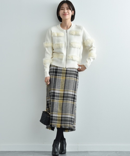 INTERPLANET（インタープラネット）の「ＢＩＧチェックツイードタイトスカート（スカート・レディース・イエロー/ブラック・FREE）」の21枚目の写真