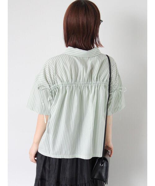 ehka sopo（エヘカソポ）の「バックドロストストライプシャツ（シャツ/ブラウス・レディース・サックスブルー/ピンク/イエロー/グリーン・F）」の21枚目の写真