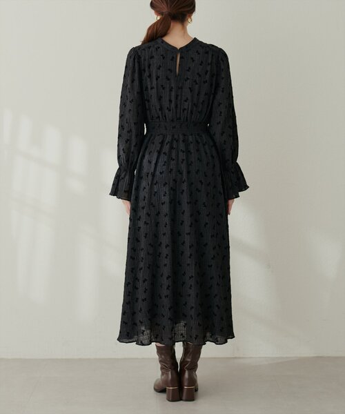 natural couture(ナチュラルクチュール)の「リボンフロッキープチハイワンピース(ワンピース・レディース・アイボリー/ブラック・MEDIUM/LARGE)」の12枚目の写真
