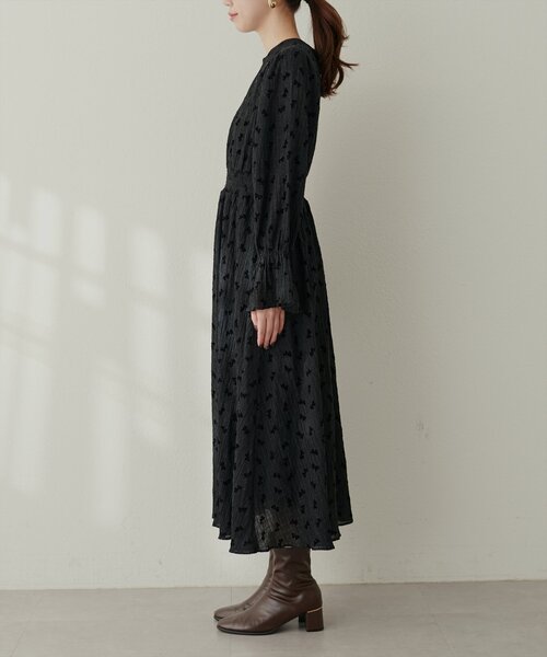 natural couture(ナチュラルクチュール)の「リボンフロッキープチハイワンピース(ワンピース・レディース・アイボリー/ブラック・MEDIUM/LARGE)」の10枚目の写真