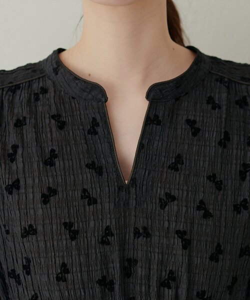 natural couture(ナチュラルクチュール)の「リボンフロッキープチハイワンピース(ワンピース・レディース・アイボリー/ブラック・MEDIUM/LARGE)」の7枚目の写真
