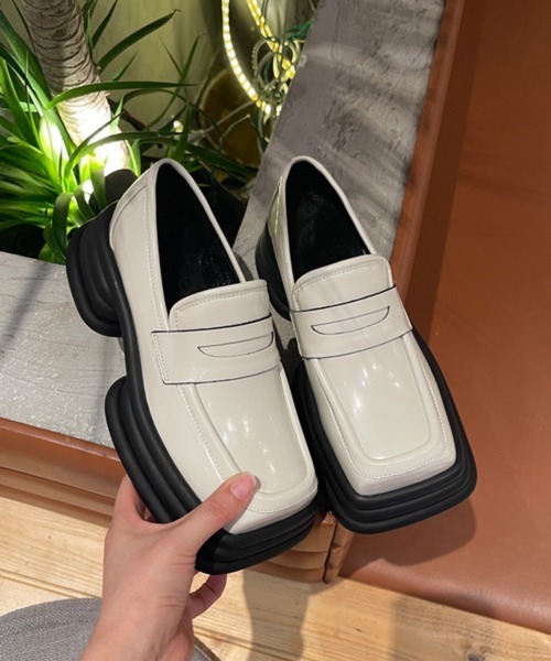 HALEY PESCA（ヘーリーペスカ）の「HALEY PESCA/スクエアトゥ 厚底ローファー（ローファー・レディース・ブラック・38/40/36）」の4枚目の写真