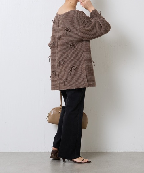 COLLAGE GALLARDAGALANTE（コラージュガリャルダガランテ）の「リボンオーバーニット（ニット/セーター・レディース・チャコールグレー/モカ・FREE）」の18枚目の写真