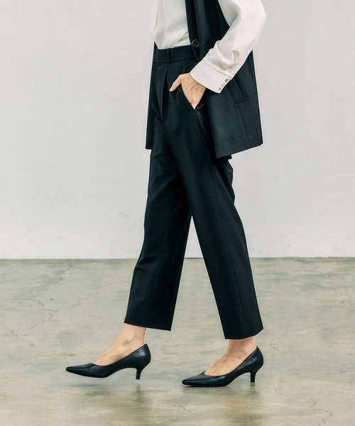 GLOBAL WORK（グローバルワーク）の「ウツクシルエットプレミアムスリムストレート/115389（その他パンツ・レディース・ミント/モカ/ブラック/ネイビー・MEDIUM/LARGE/X-LARGE/SMALL/X-SMALL）」の2枚目の写真