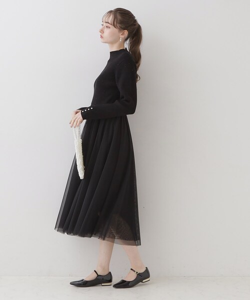 couture brooch（クチュールブローチ）の「◆【ふわっと軽い上品なワンピ】ラメニットチュールドッキングワンピース（ワンピース・レディース・サンドベージュ/ブラック/ナチュラル・42/36/38）」の5枚目の写真