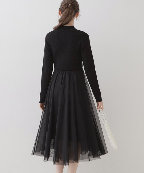 couture brooch（クチュールブローチ）の「◆【ふわっと軽い上品なワンピ】ラメニットチュールドッキングワンピース（ワンピース・レディース・サンドベージュ/ブラック/ナチュラル・42/36/38）」の9枚目の写真