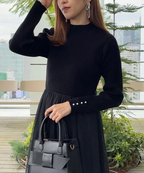 couture brooch（クチュールブローチ）の「◆【ふわっと軽い上品なワンピ】ラメニットチュールドッキングワンピース（ワンピース・レディース・サンドベージュ/ブラック/ナチュラル・42/36/38）」の13枚目の写真