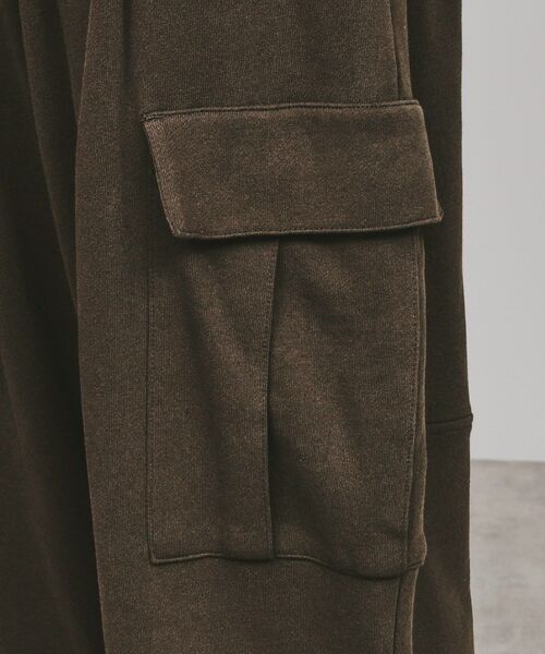 tk.TAKEO KIKUCHI（ティーケータケオキクチ）の「◆【セットアップ対応】Aラインスウェットカーゴパンツ（カーゴパンツ・メンズ・チャコールグレー/ブラック/ブラウン系その他・02/03）」の17枚目の写真