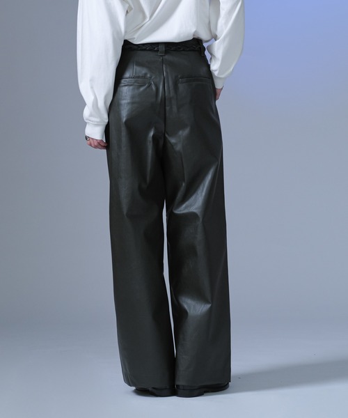 SELLE GLANT(セレグランテ)の「CENTER SEAM TUCK WIDE PANTS/センターシームタックワイドパンツ(その他パンツ・メンズ・ブラック/カーキ・SMALL/MEDIUM/LARGE)」の22枚目の写真