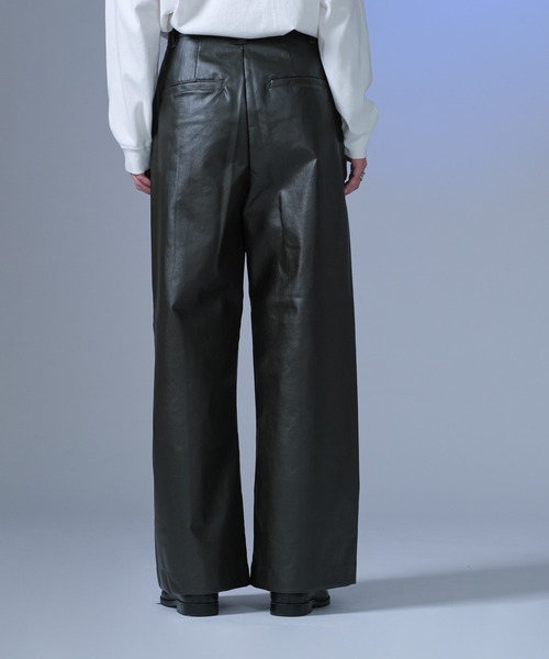 CENTER SEAM TUCK WIDE PANTS/センターシームタックワイドパンツ