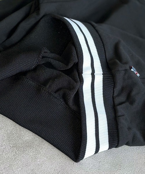 LSP WOW(エルエスピーワオ)の「【LSP WOW!】両面ラインリブトレーナー(スウェット・キッズ・ネイビー/オフホワイト/ライトピンク/ブラック/イエロー/エメラルド・100/90/130/120/110/80)」の8枚目の写真